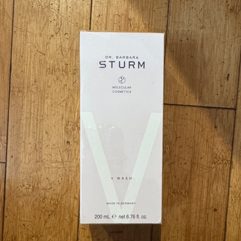 Dr. Barbara Sturm V Wash Brand New